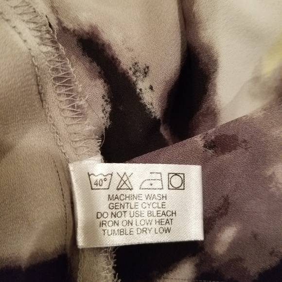 Violet & Claire Blouse - Picture 8 of 8